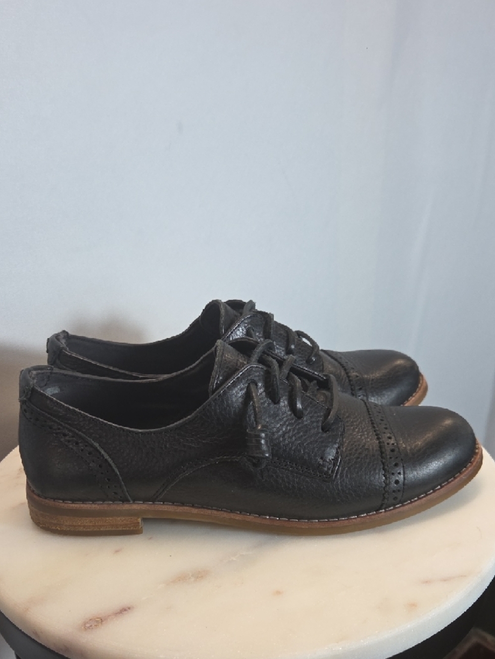 Black Leather Lace-Up Oxford Shoes Size 6.5 - Picture 3 of 8